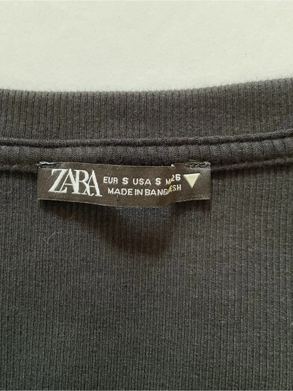 Zara Puff Sleeve Crop Top Black